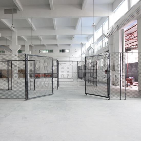 Warehouse Industrial Wire Mesh Storage Room